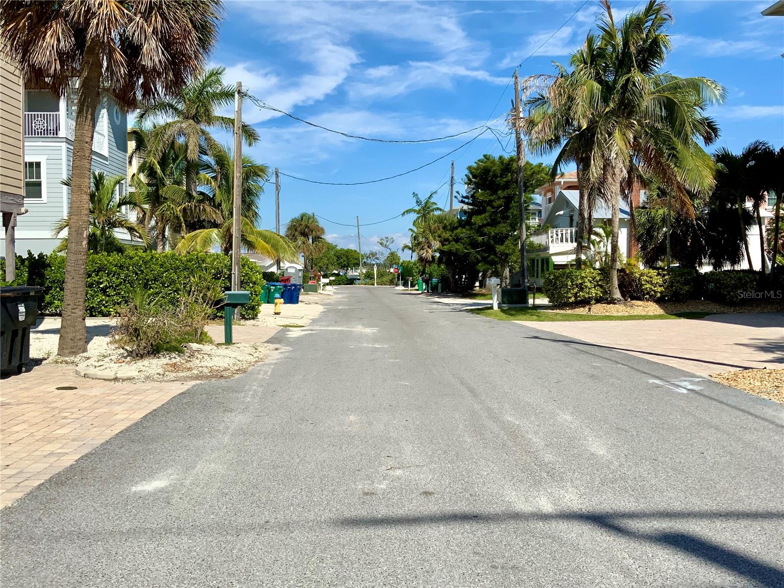 CORTEZ BEACH - Residential