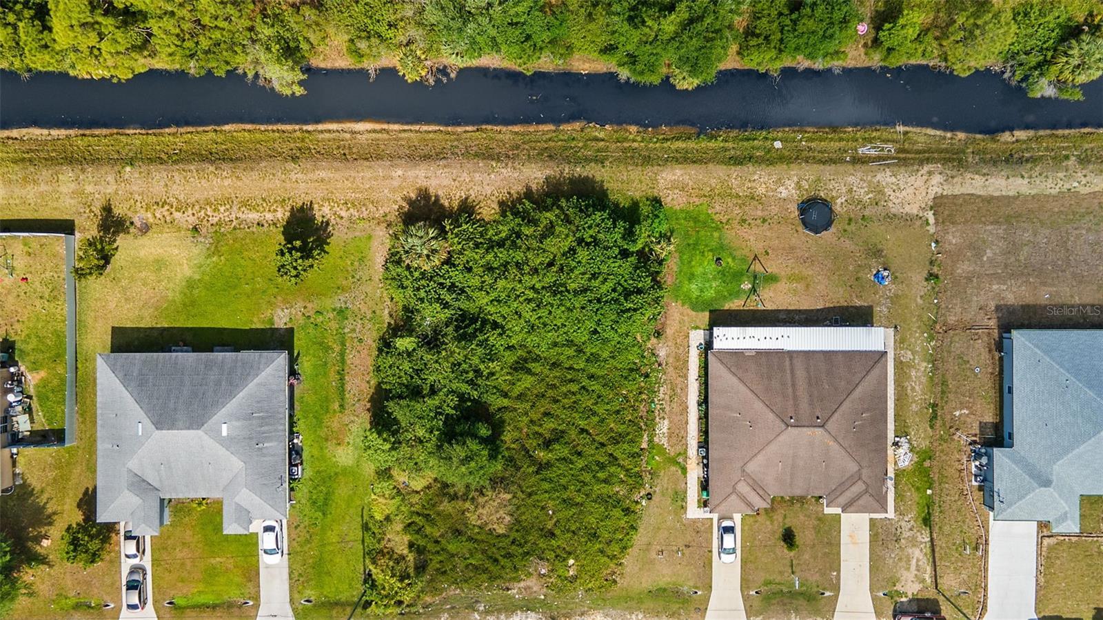 LEHIGH ESTATES - Land