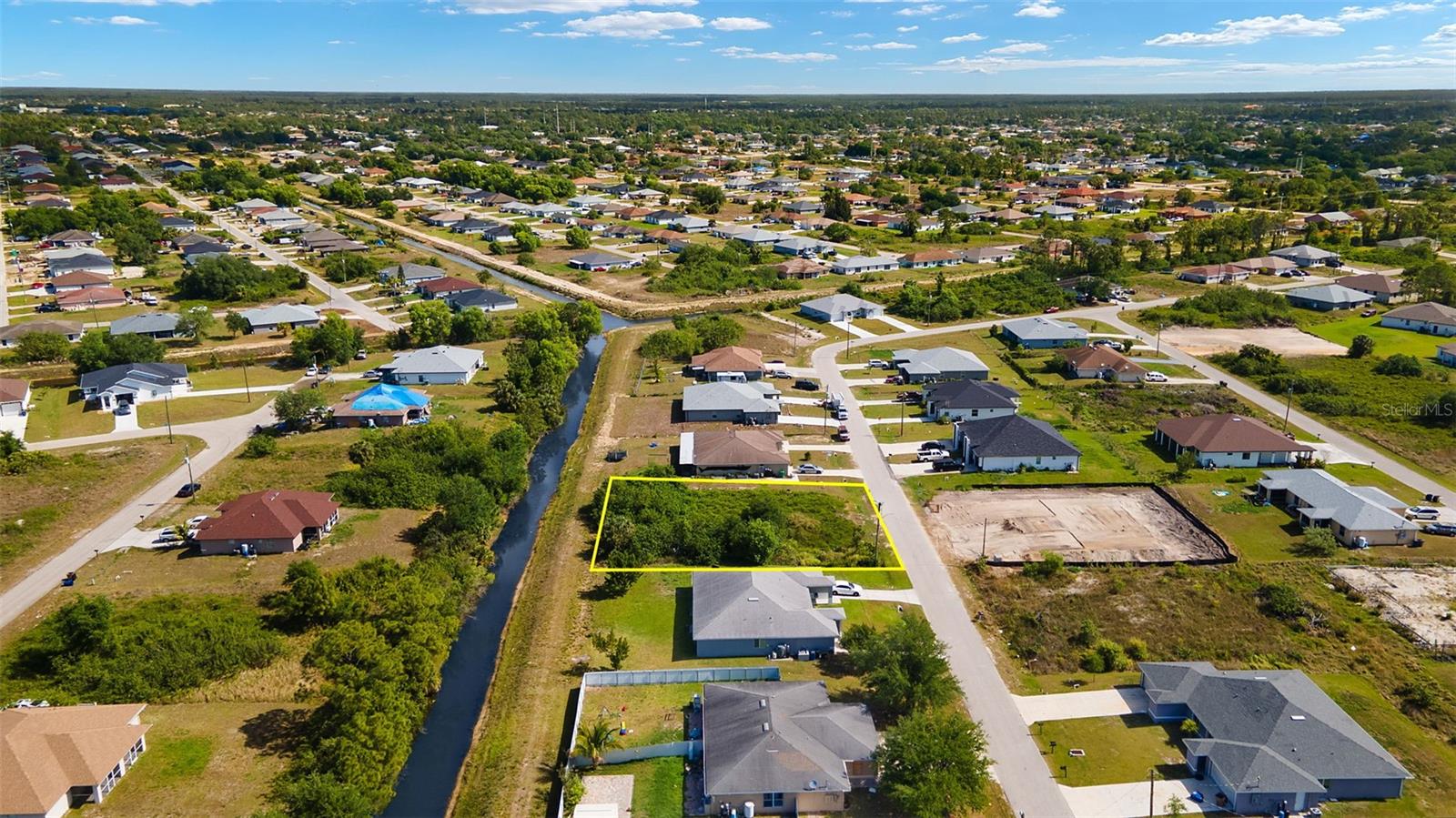 LEHIGH ESTATES - Land