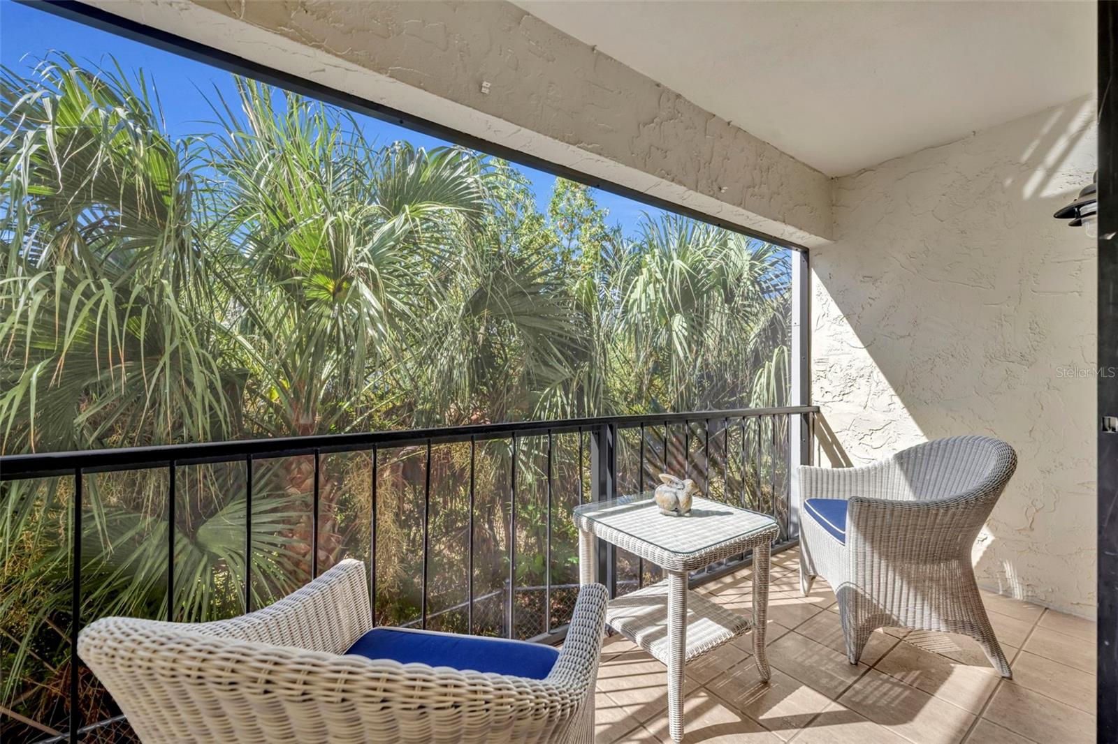 ANDALUCIA APTS - Residential