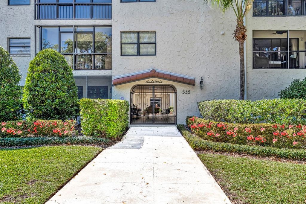 Photo of 535 N Interlachen Avenue #203, Winter Park, FL 32789 (MLS # O6345308)