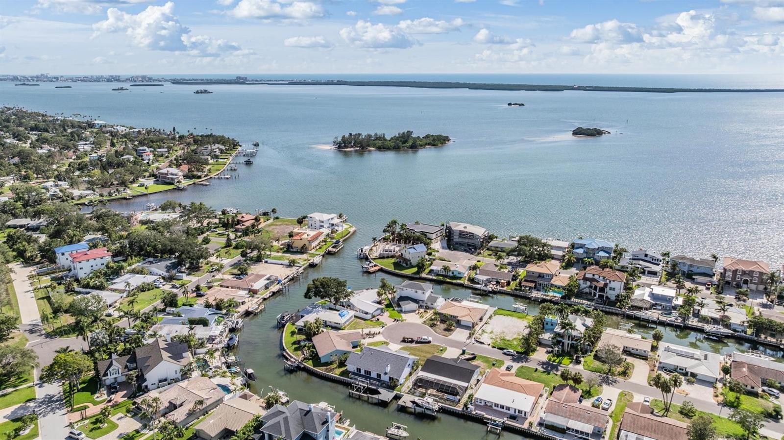 HARBOR VIEW VILLAS 4TH ADD - Residential