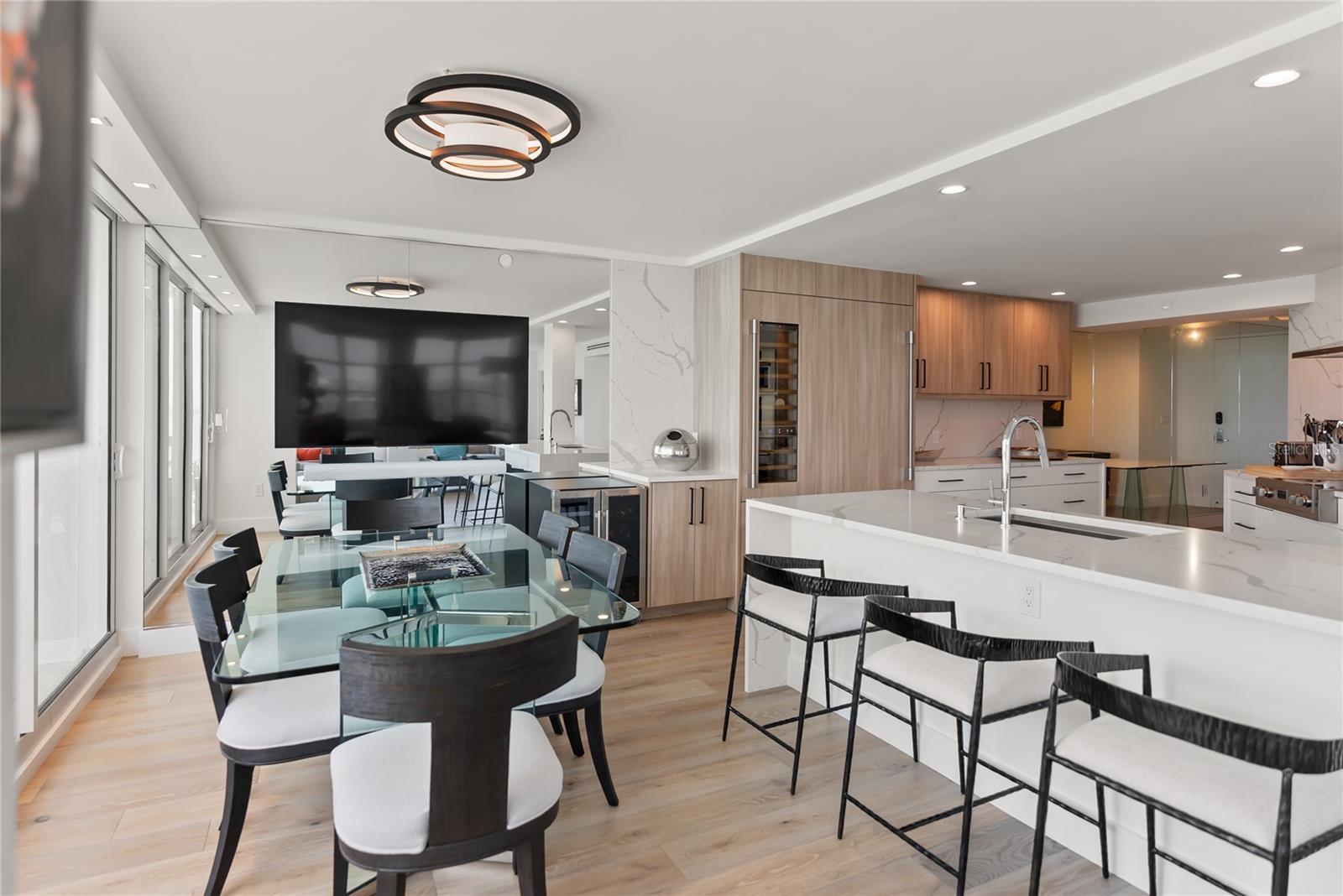 CONDO ON THE BAY TOWER I - Residential