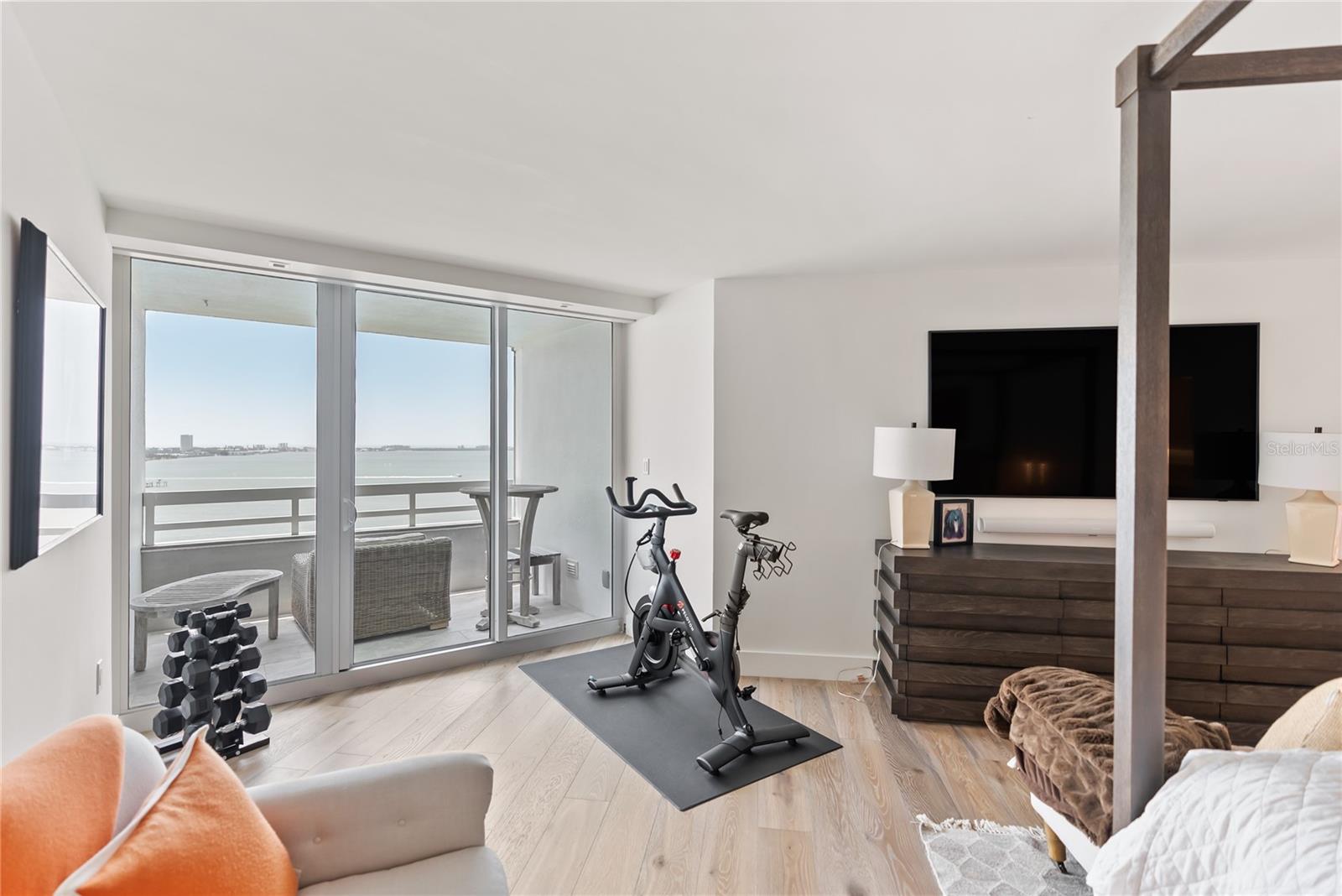 CONDO ON THE BAY TOWER I - Residential