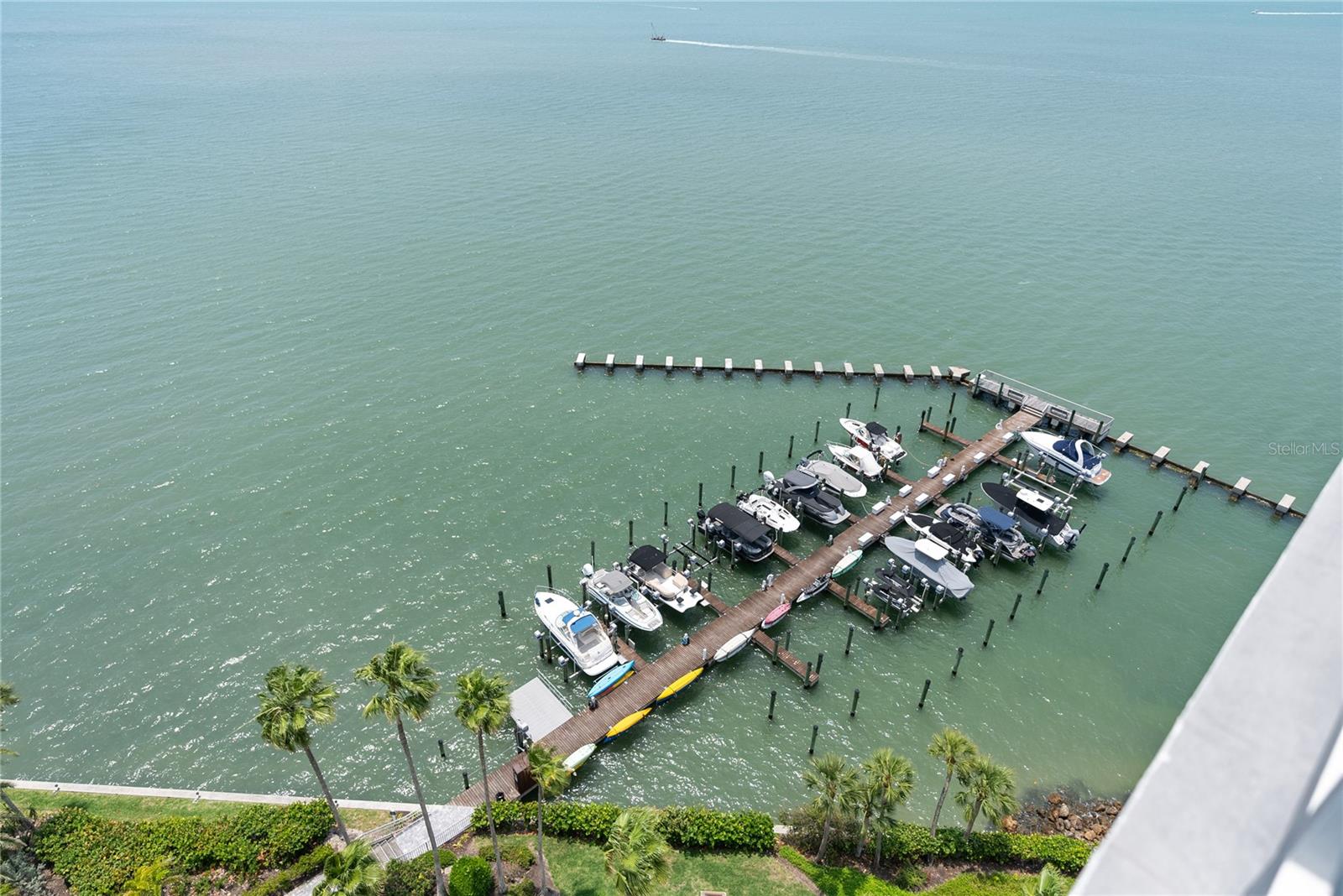 CONDO ON THE BAY TOWER I - Residential