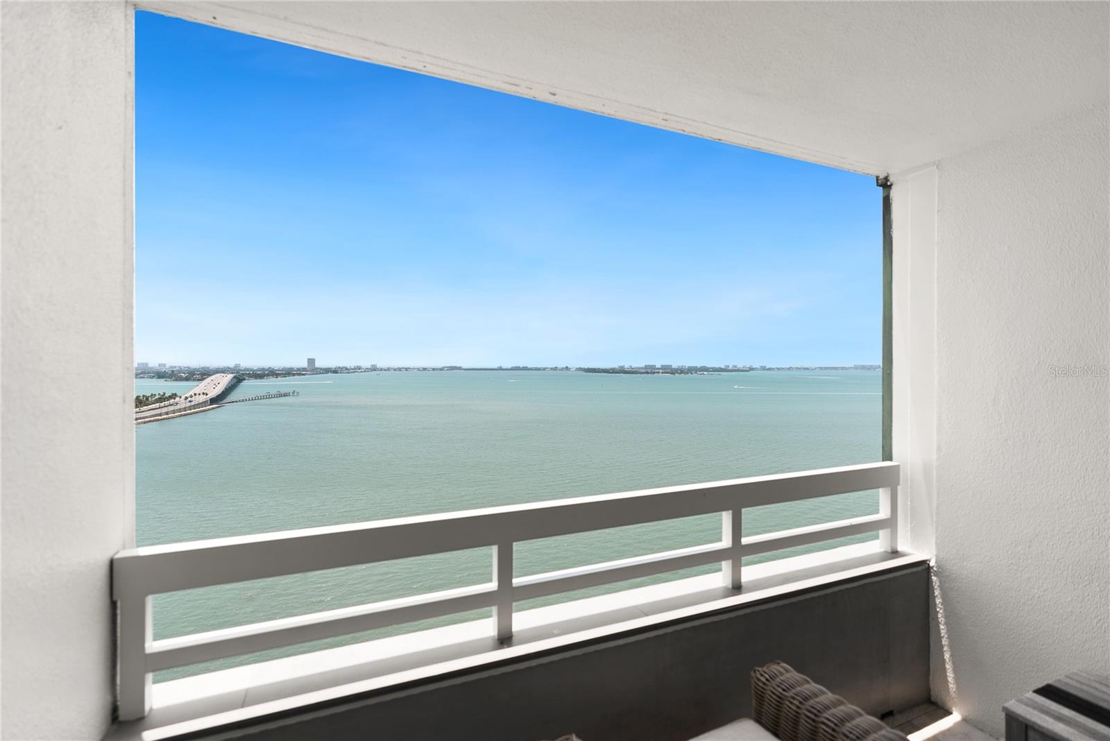 CONDO ON THE BAY TOWER I - Residential