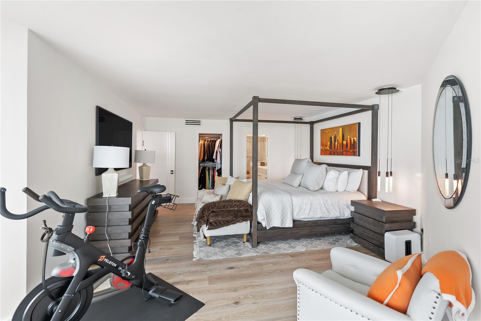 CONDO ON THE BAY TOWER I - Residential