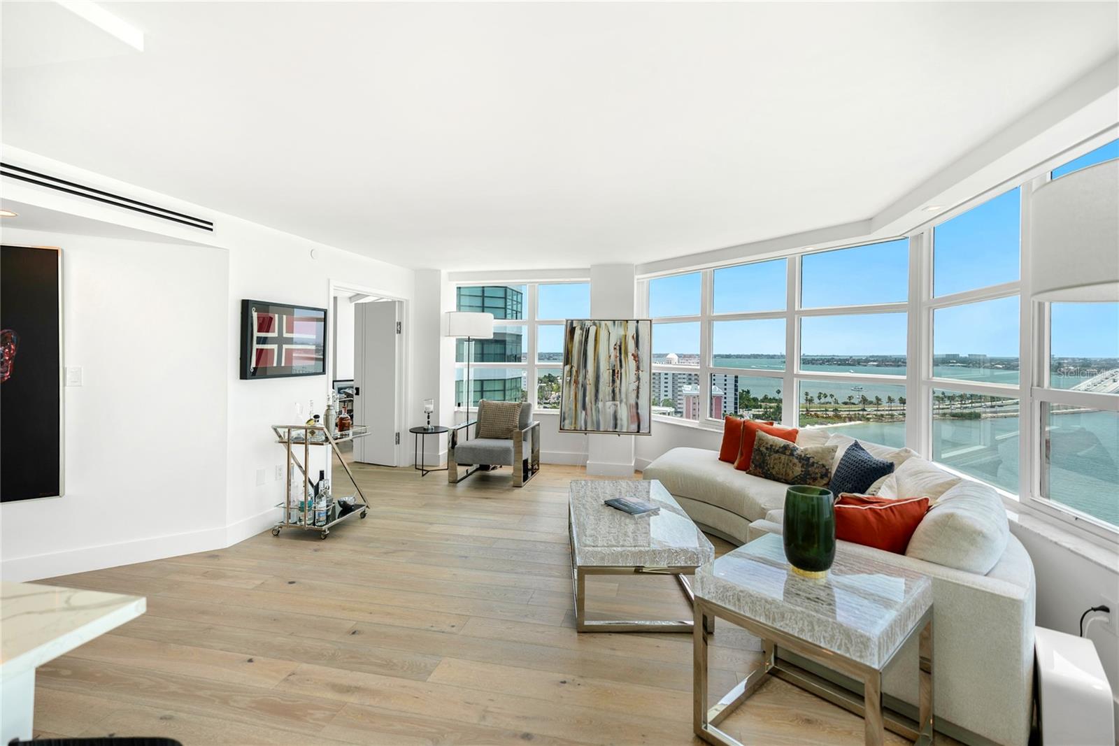 CONDO ON THE BAY TOWER I - Residential