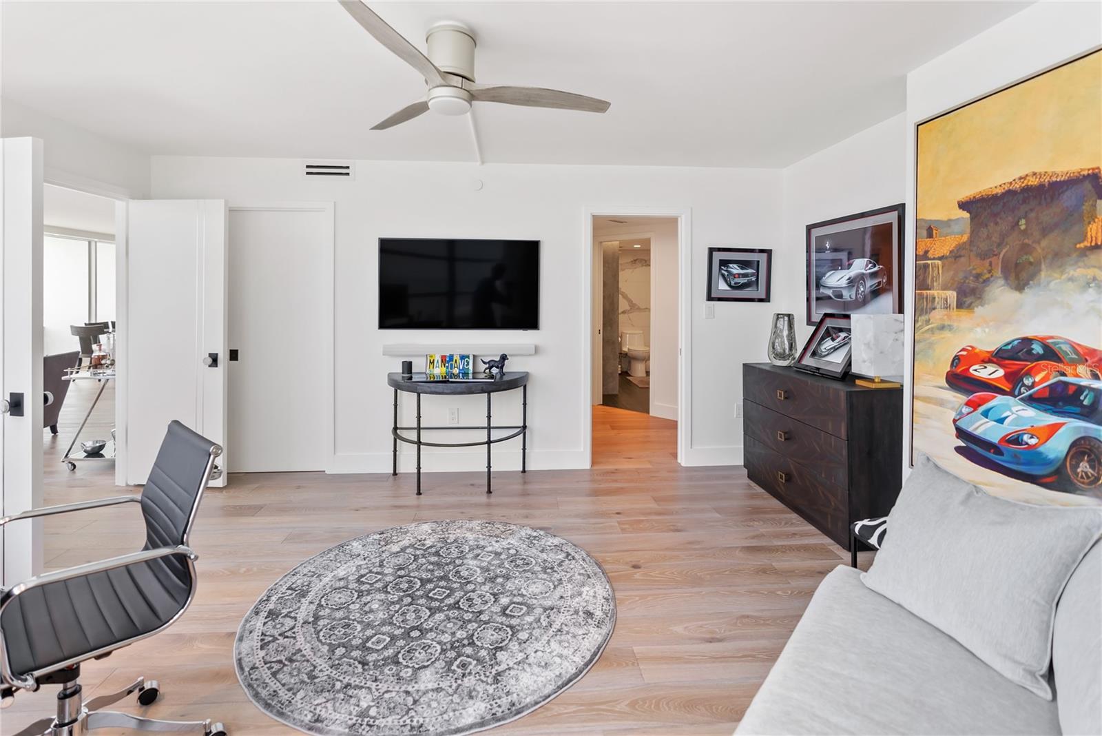 CONDO ON THE BAY TOWER I - Residential