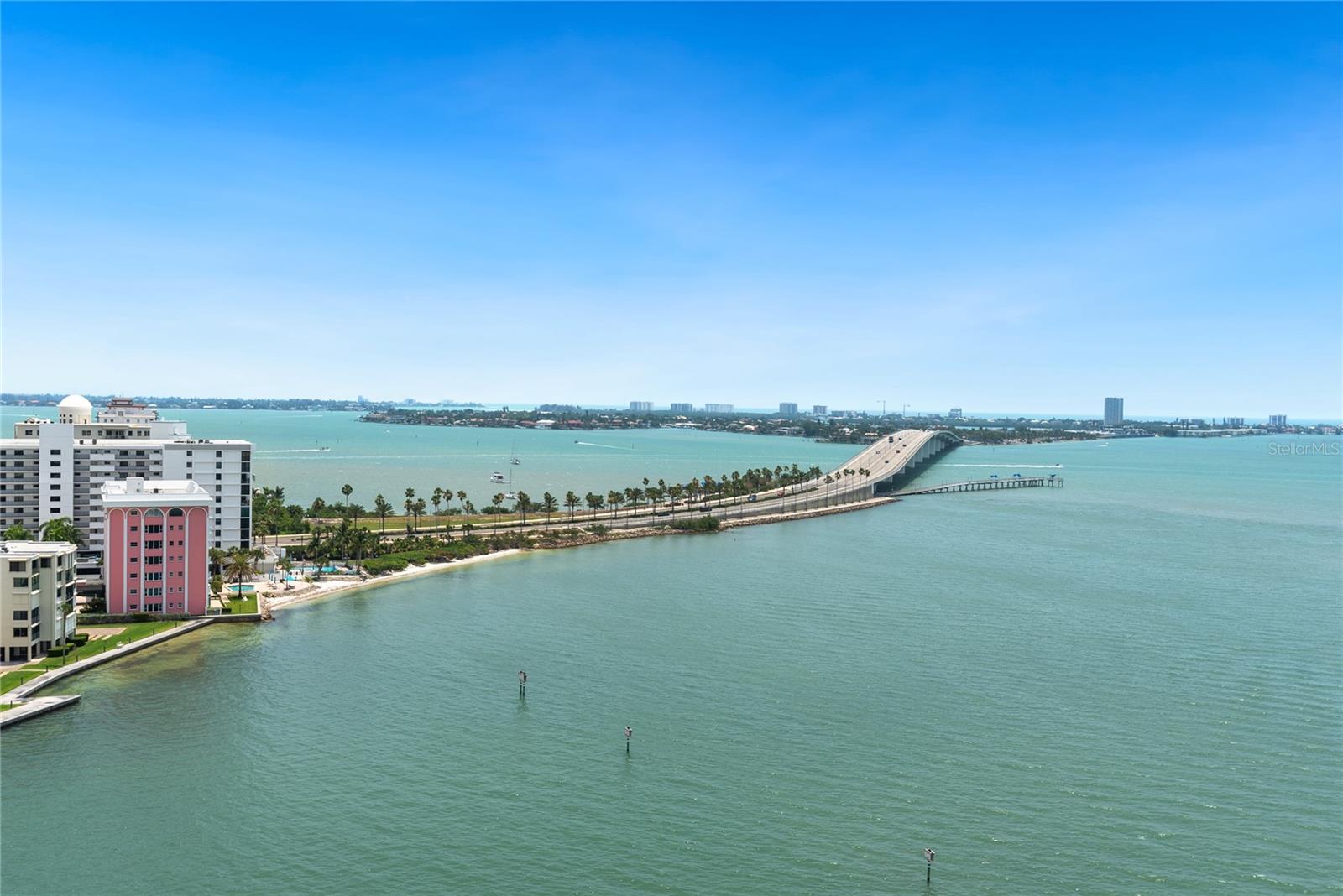 CONDO ON THE BAY TOWER I - Residential