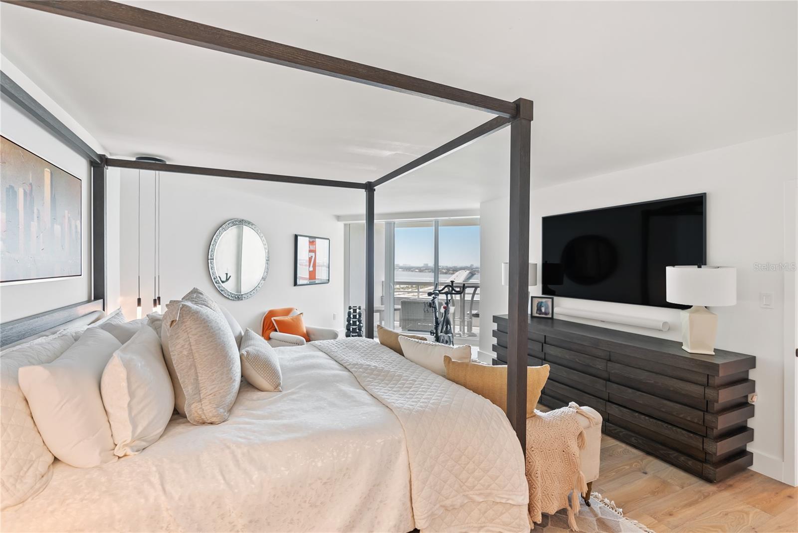 CONDO ON THE BAY TOWER I - Residential