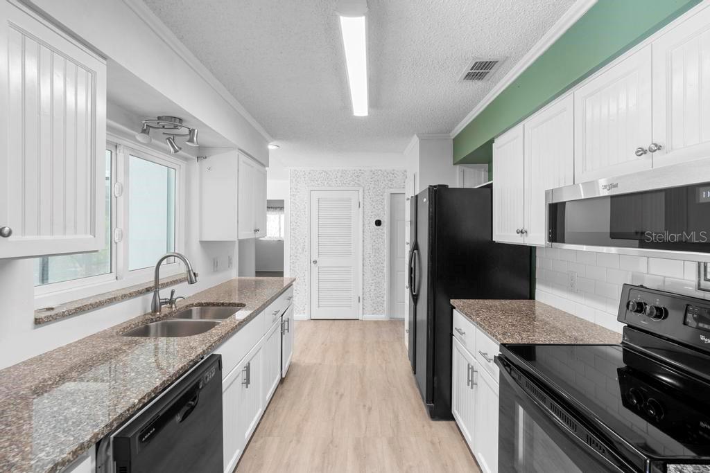 990 W FRENCH AVENUE