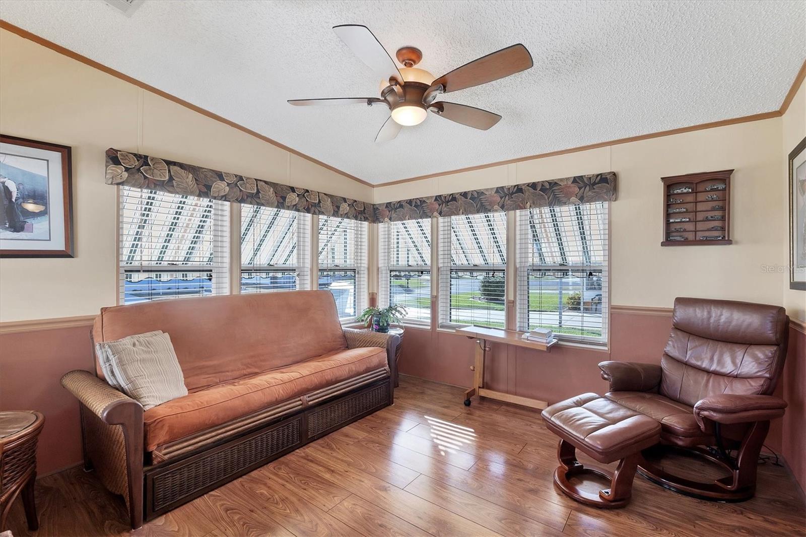 LEMON BAY ISLES PH 04 - Residential