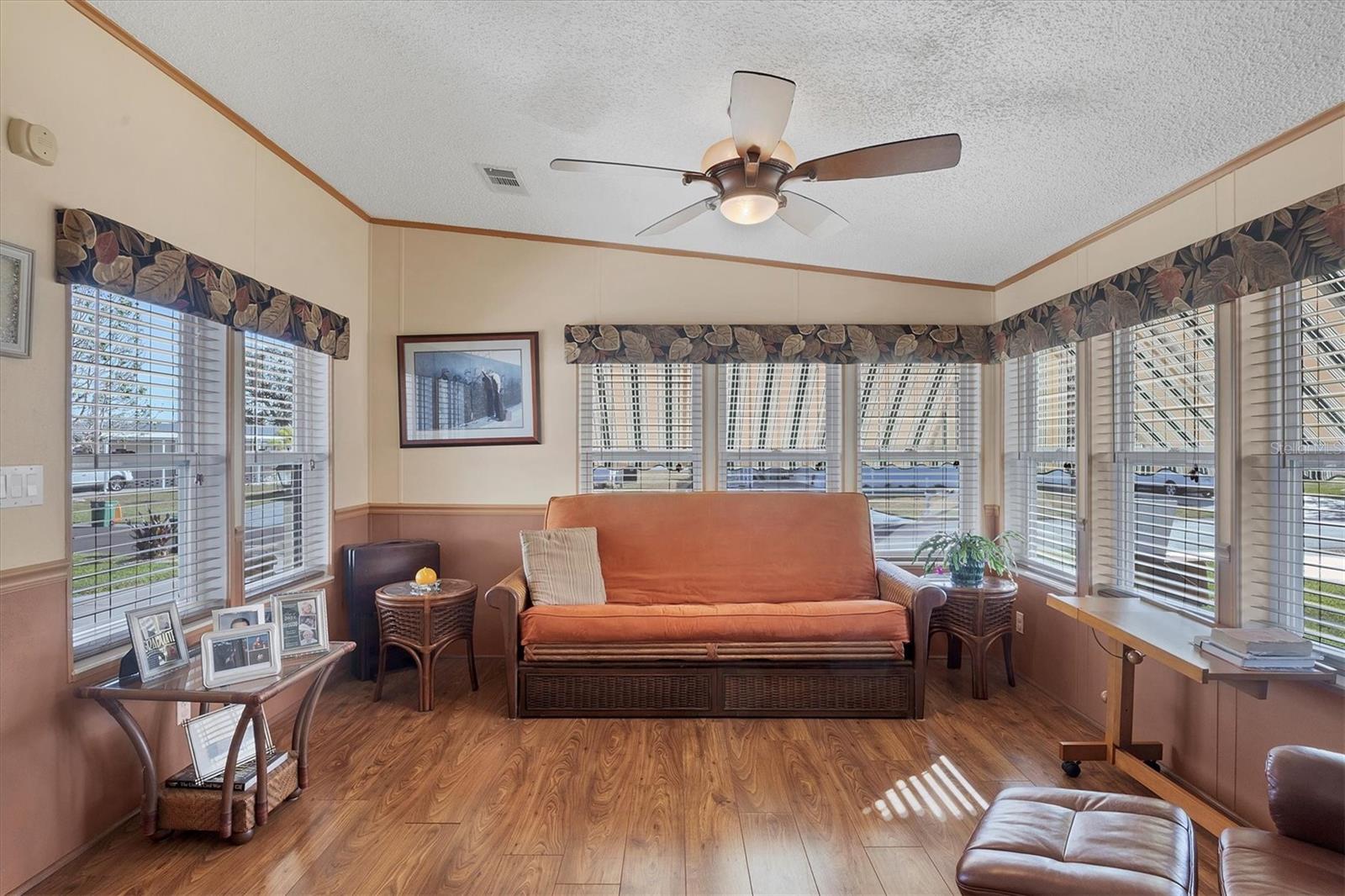 LEMON BAY ISLES PH 04 - Residential