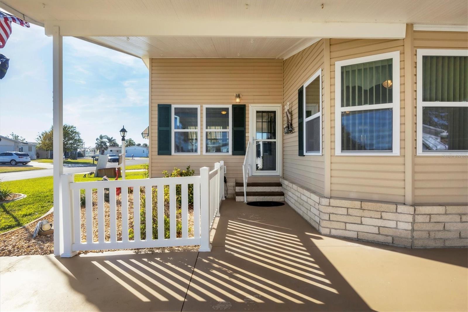 LEMON BAY ISLES PH 04 - Residential