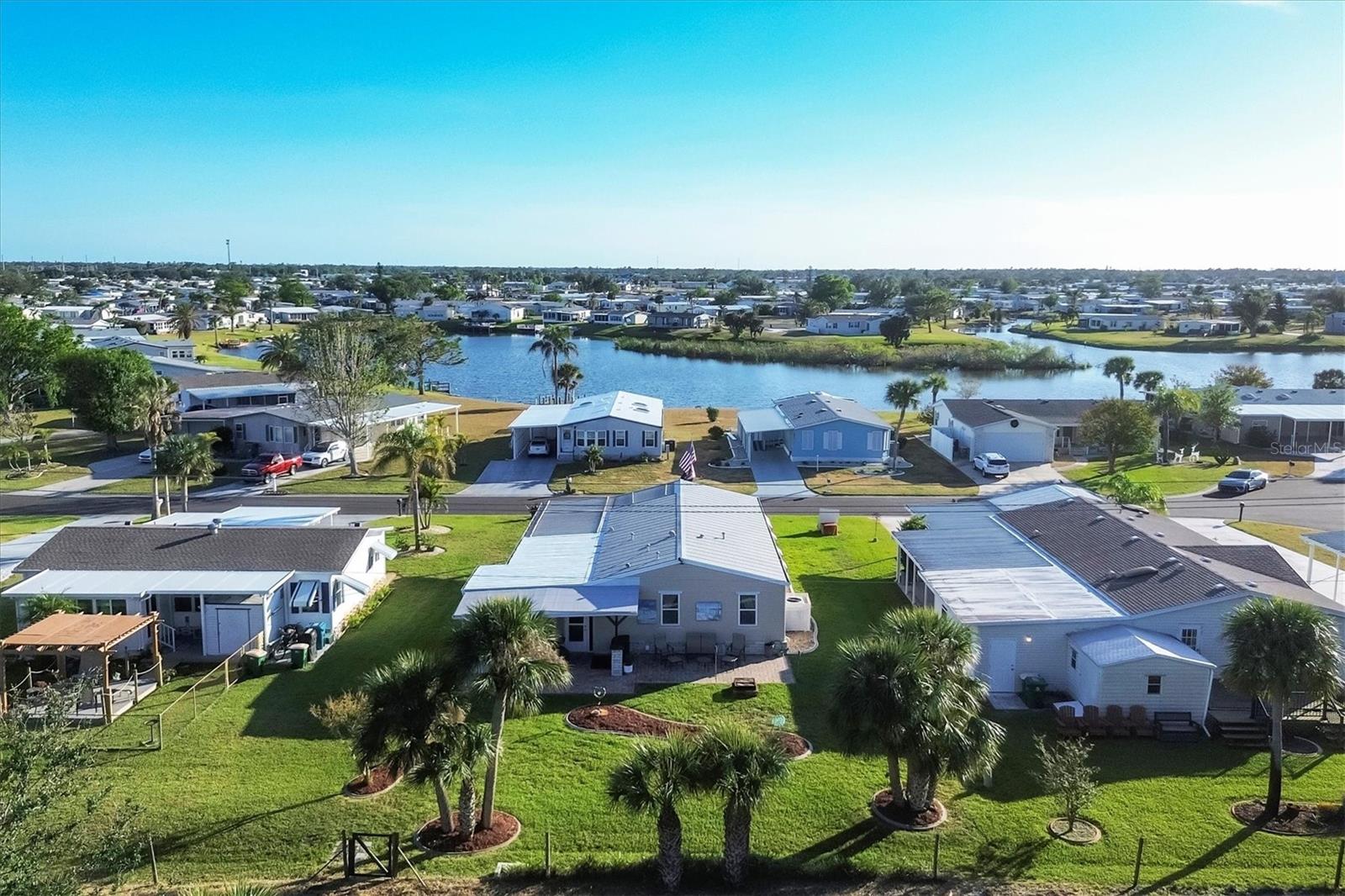 LEMON BAY ISLES PH 04 - Residential