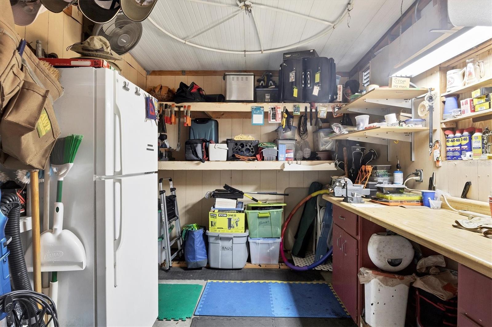 LEMON BAY ISLES PH 04 - Residential