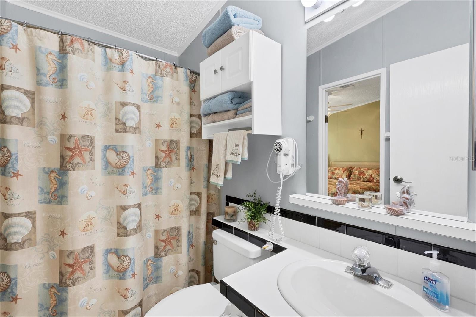 LEMON BAY ISLES PH 04 - Residential