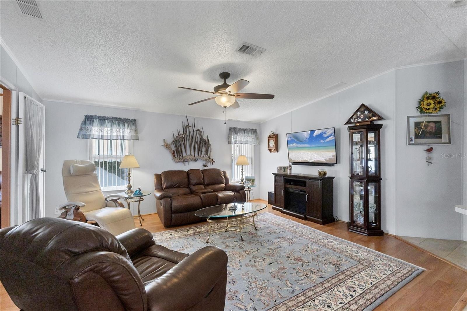 LEMON BAY ISLES PH 04 - Residential