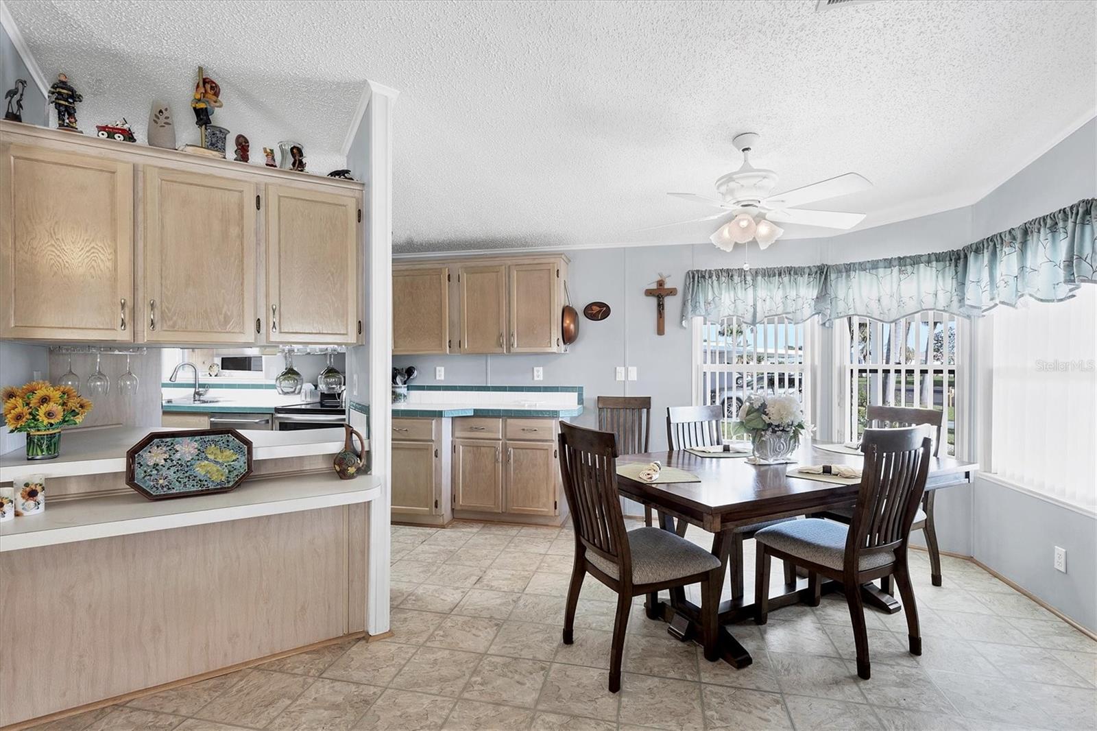 LEMON BAY ISLES PH 04 - Residential