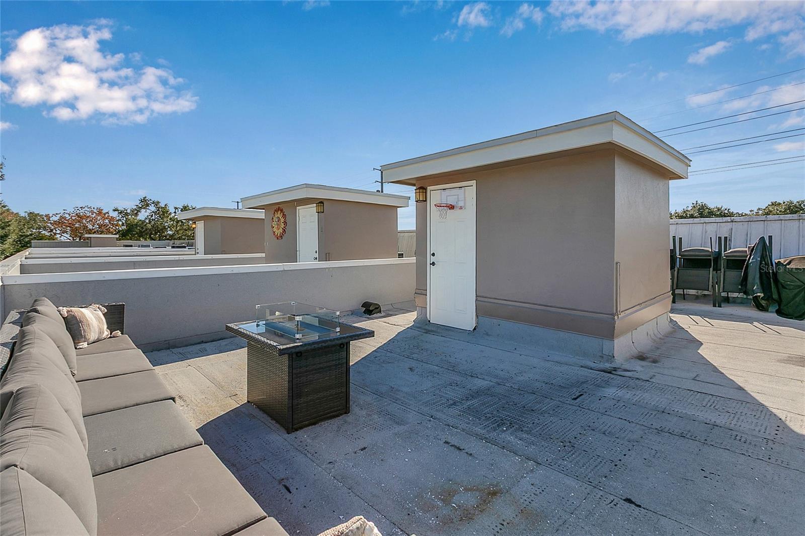 COPLEY SQUARE - Residential