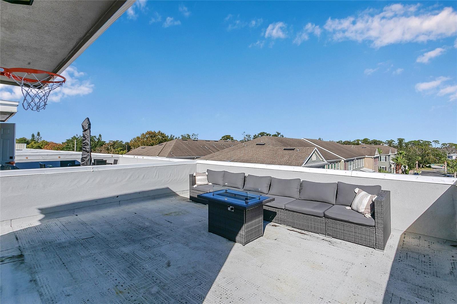 COPLEY SQUARE - Residential