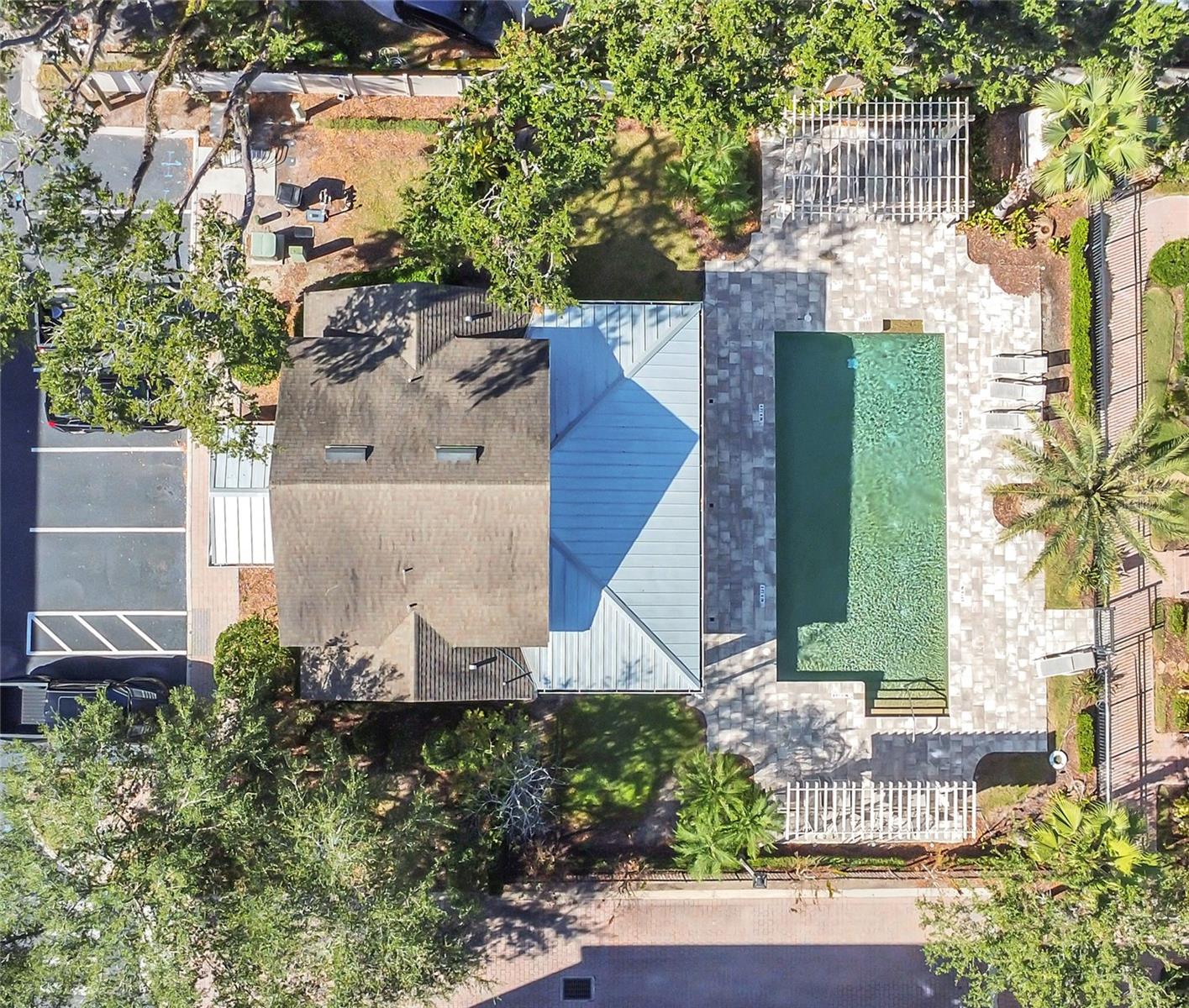 COPLEY SQUARE - Residential