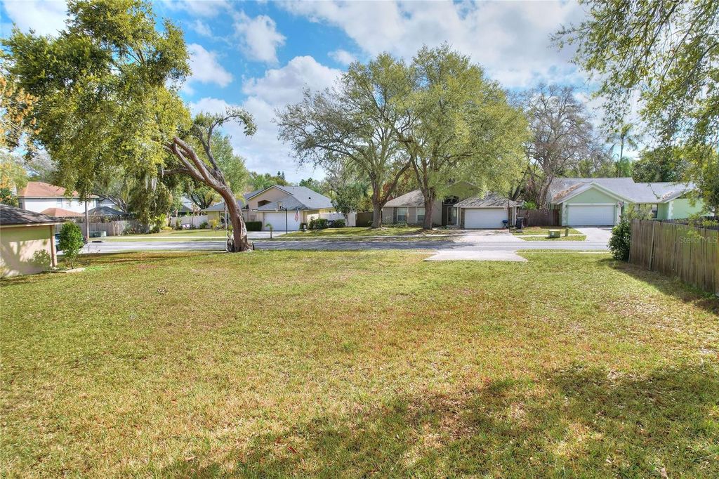 Photo of 4103 Yellowwood Drive, Valrico, FL 33594 (MLS # TB8486005)