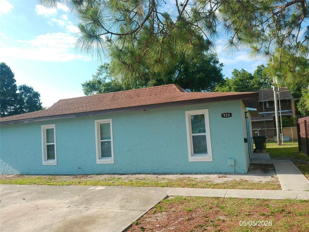Photo of 920 W Carole Street, Lakeland, FL 33803 (MLS # L4961686)