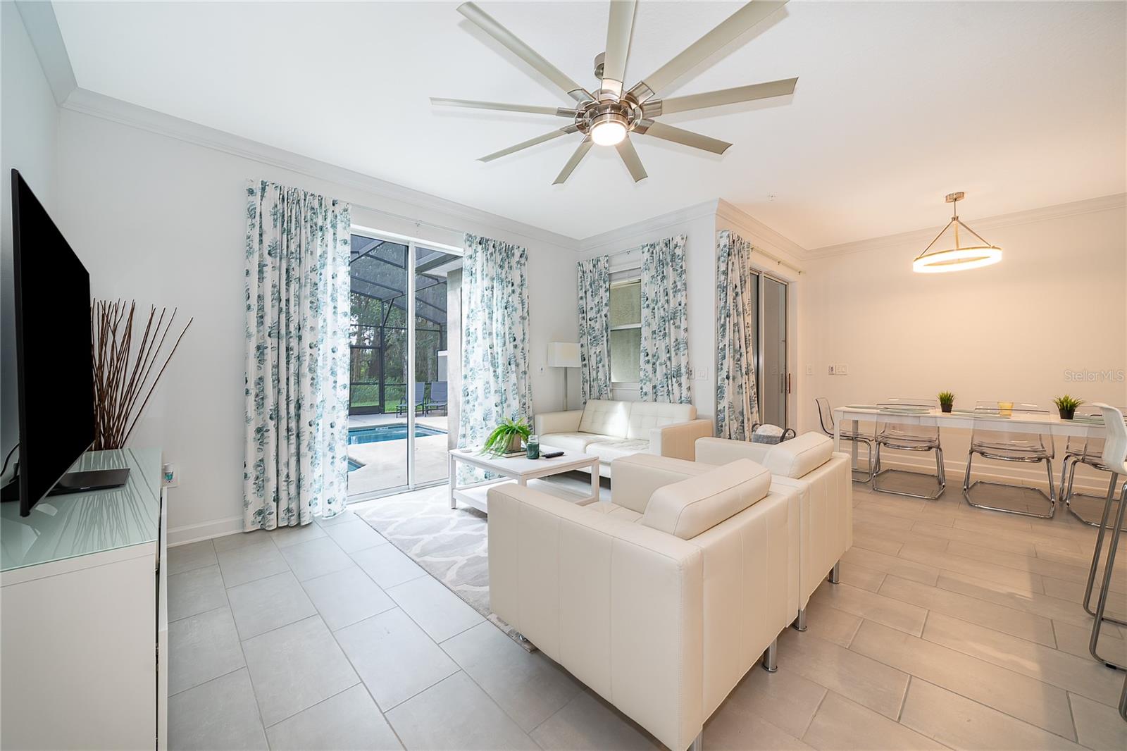 COVE AT STOREY LAKE 5 - Residential