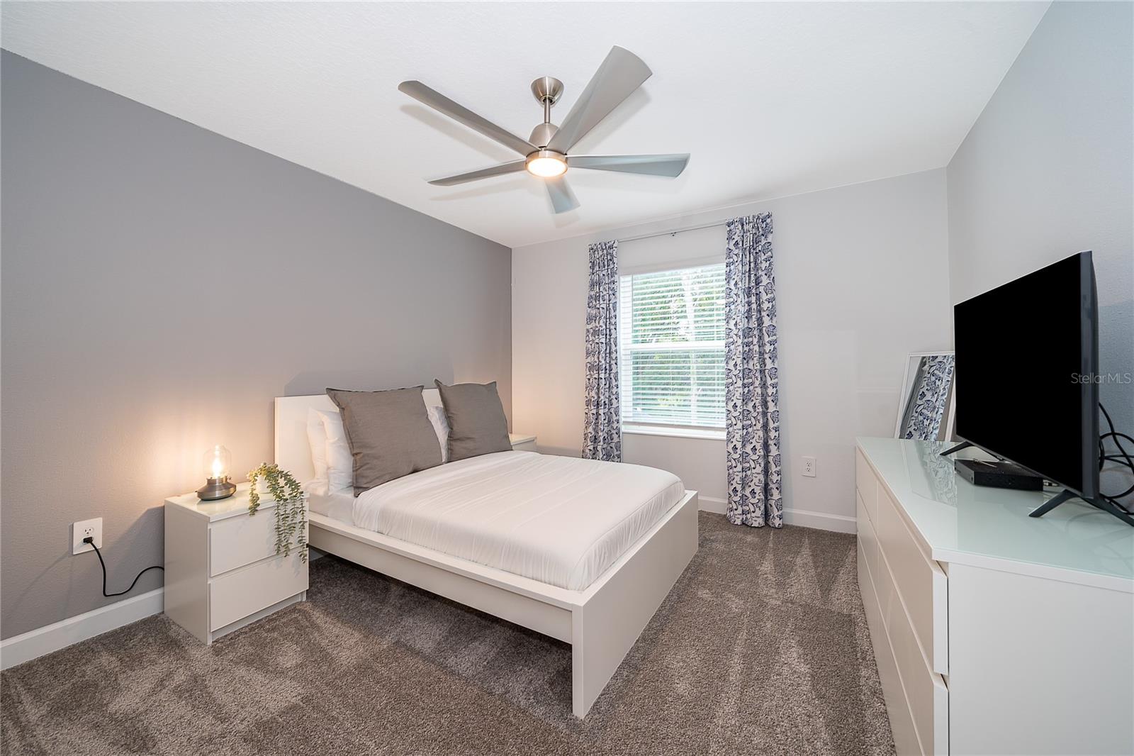 COVE AT STOREY LAKE 5 - Residential