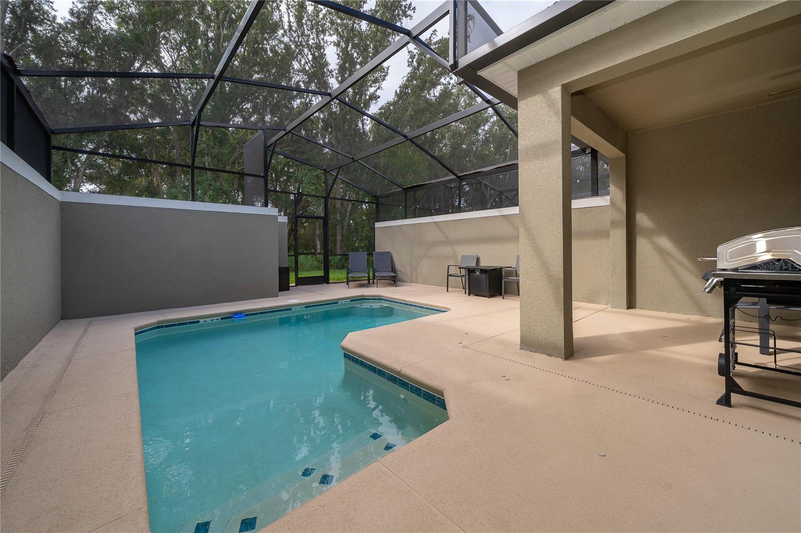 COVE AT STOREY LAKE 5 - Residential