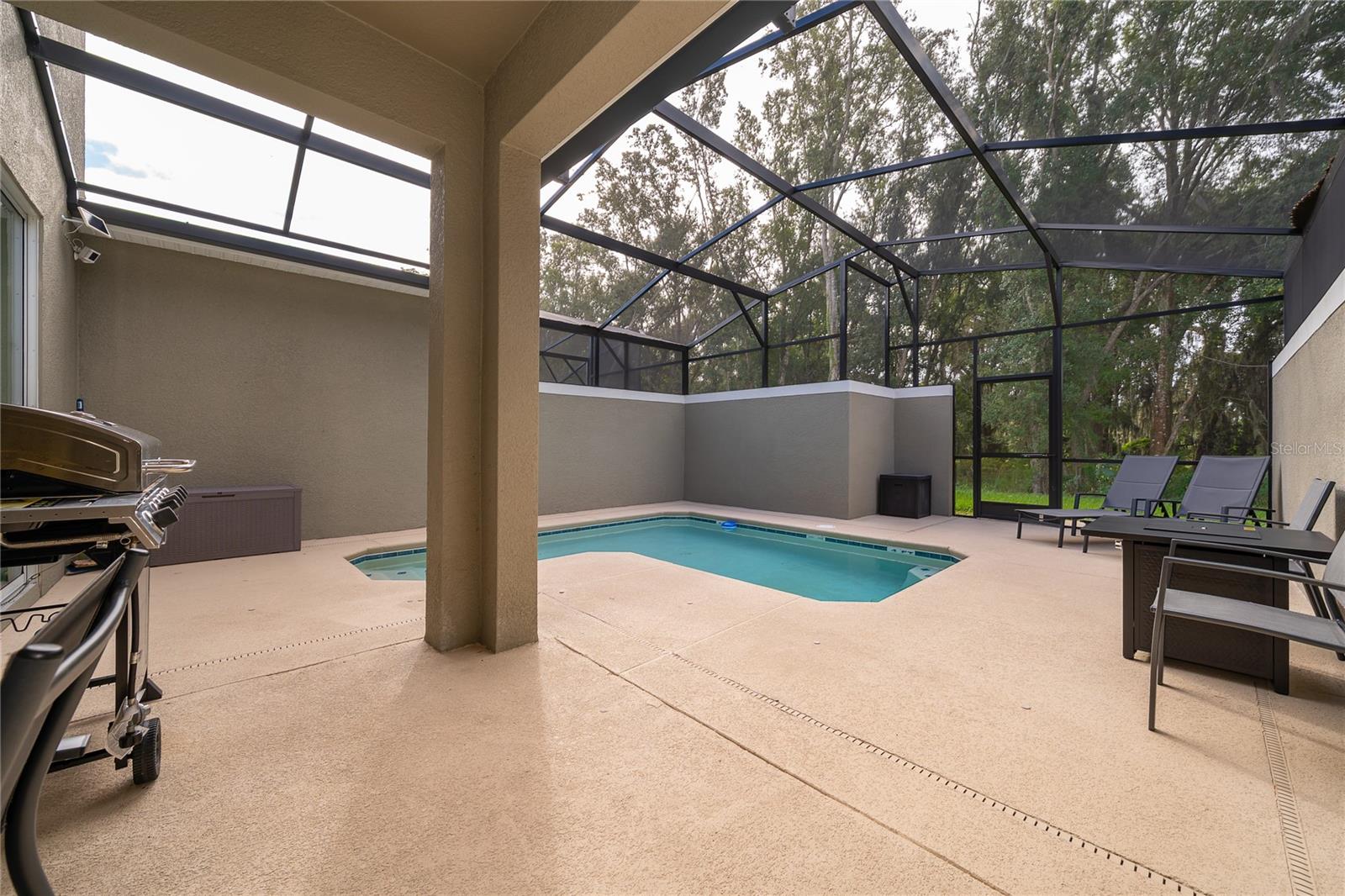 COVE AT STOREY LAKE 5 - Residential