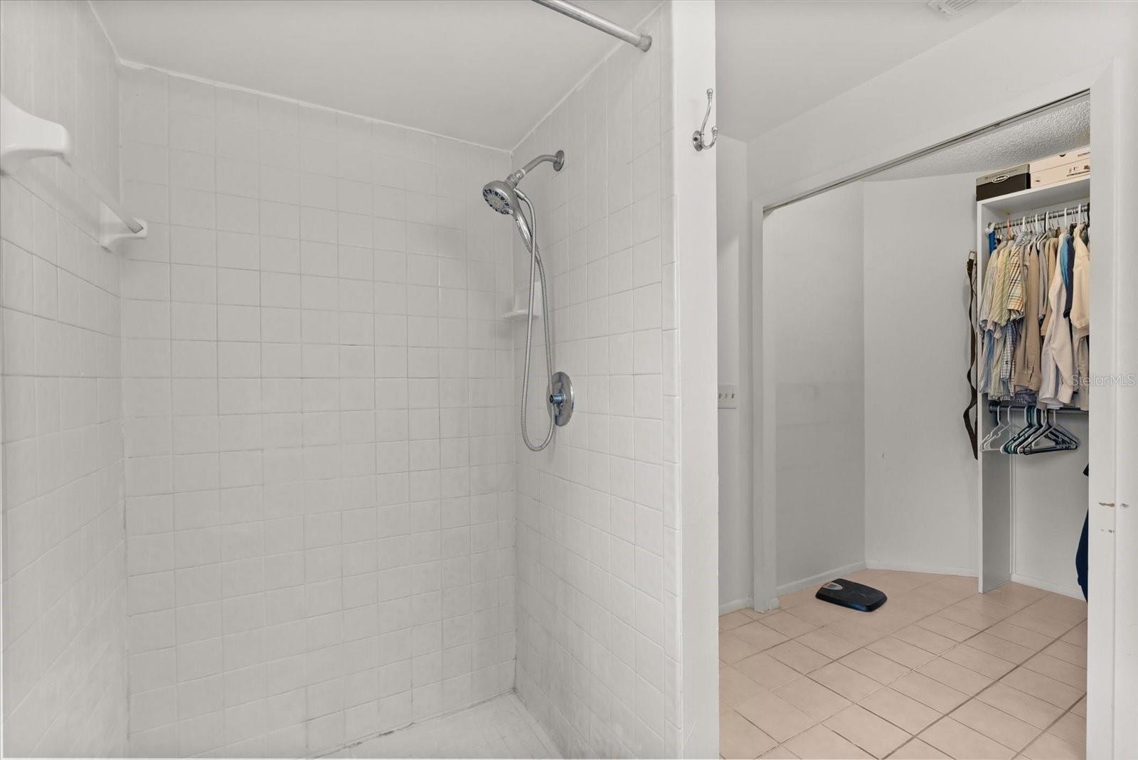 CHICKASAW OAKS PH 05 - Residential