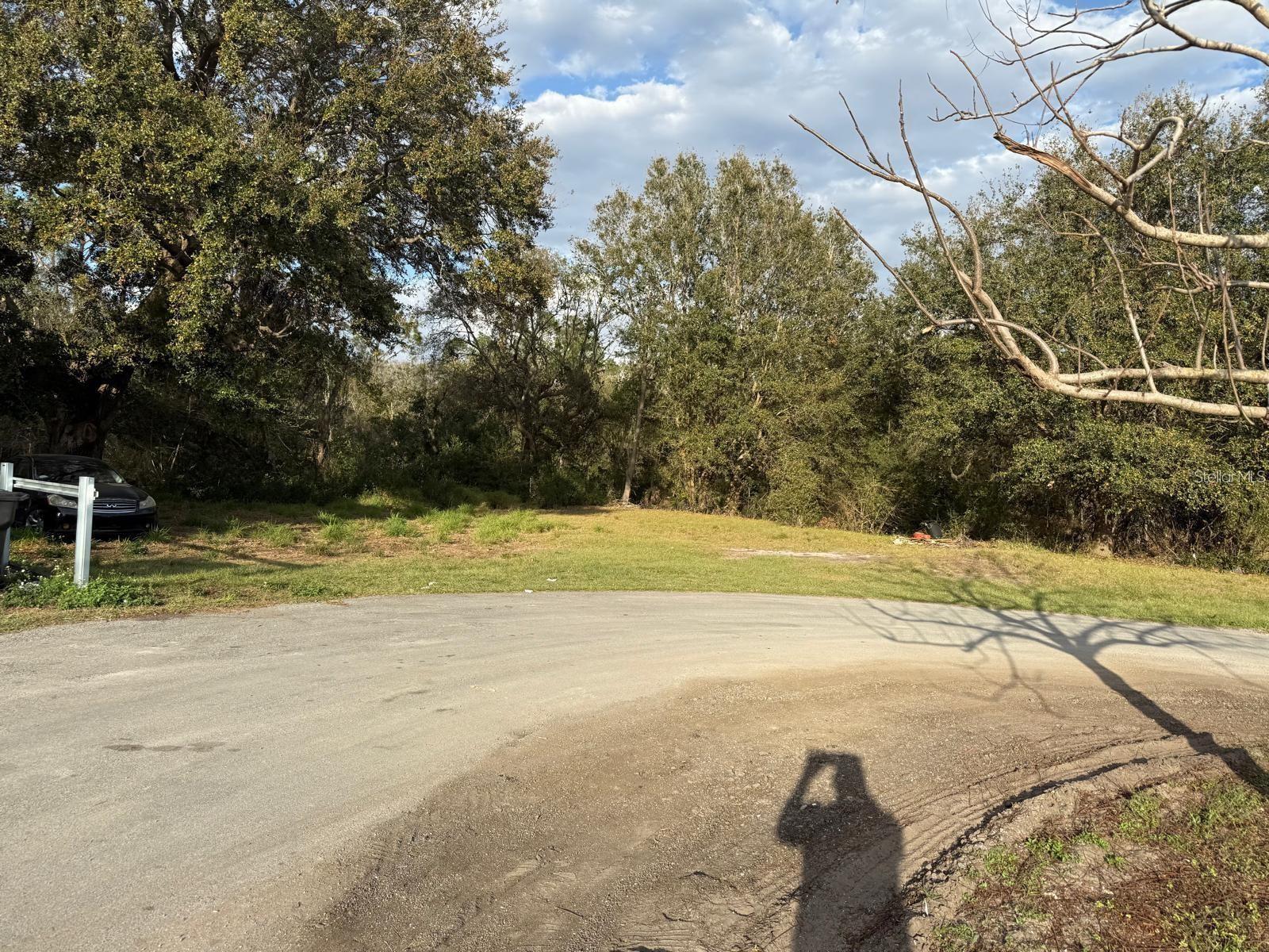 CALOOSA LAKE VILLAGE - Land
