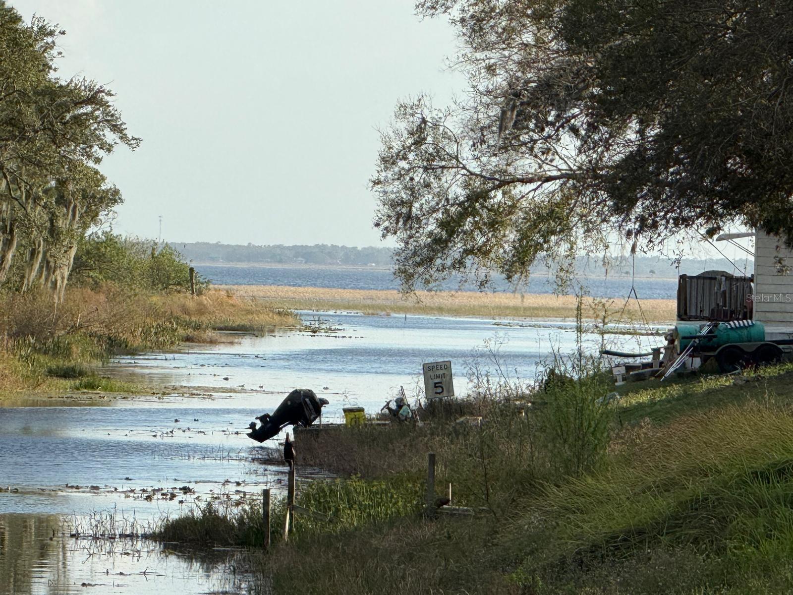 CALOOSA LAKE VILLAGE - Land