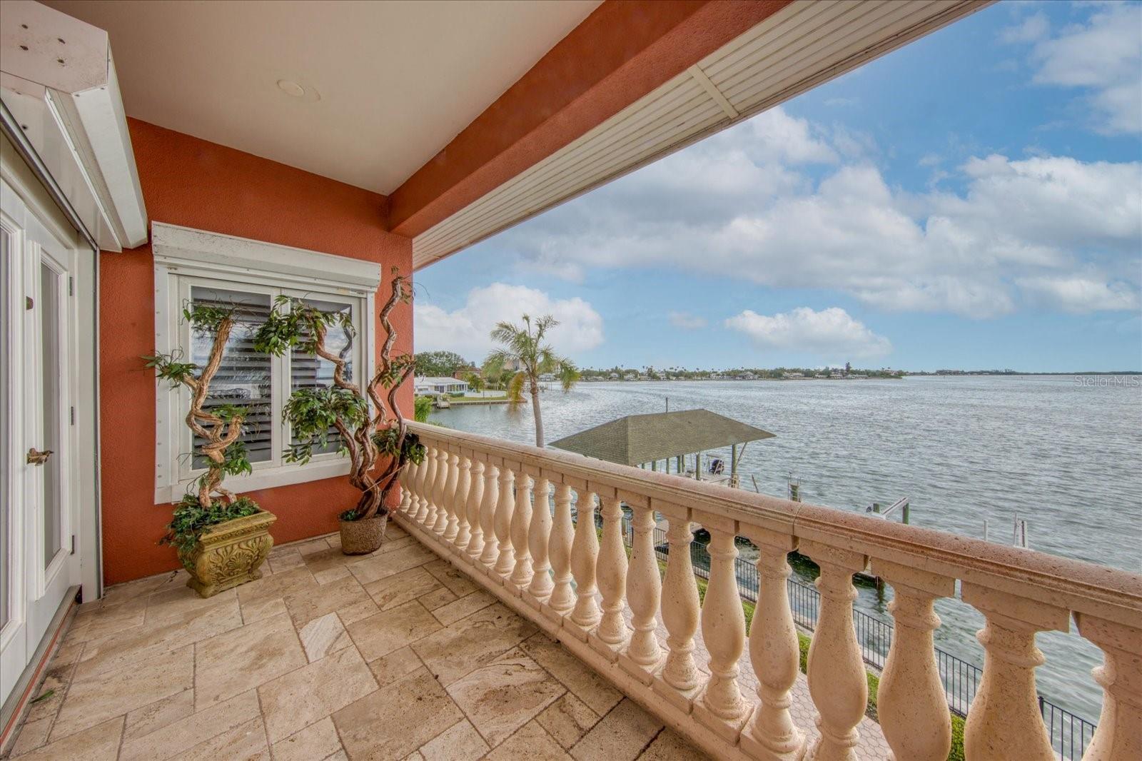 ISLAND ESTATE OF CLEARWATER UNITS 6D 7A 7C - Residential