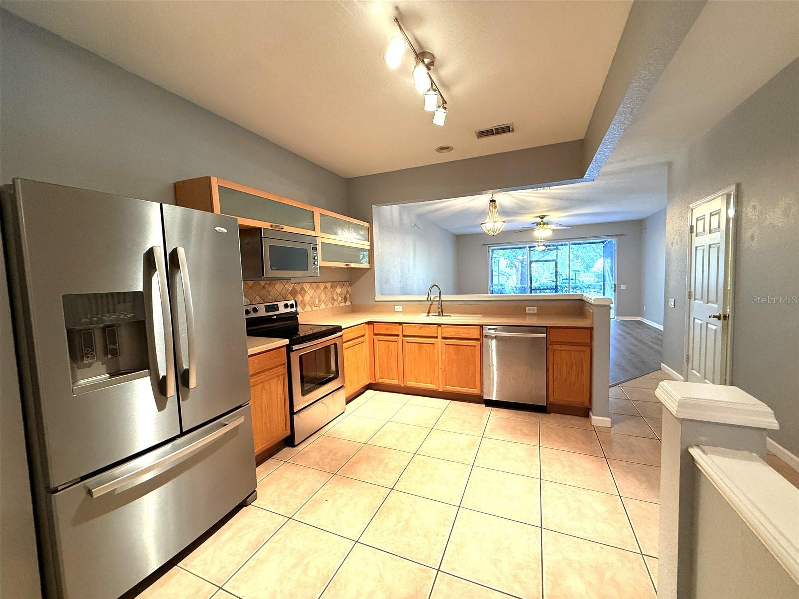 STONEBRIDGE LAKES PH 19 - Residential Lease