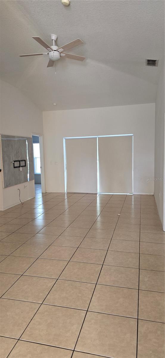 RESERVE/TOWN CENTER - Residential Lease