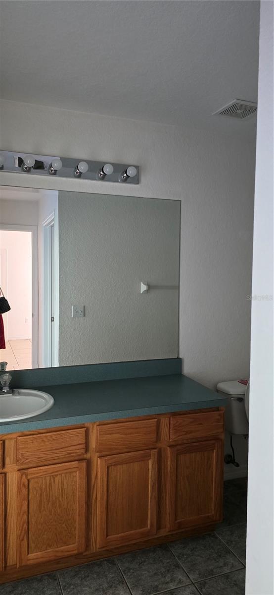 RESERVE/TOWN CENTER - Residential Lease