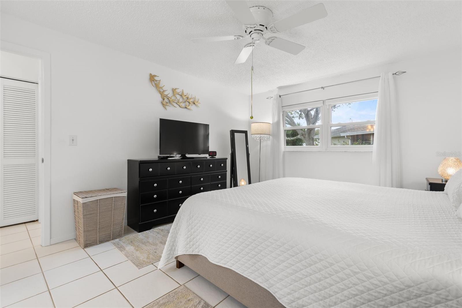 WEST SHORE VILLAGE SIX - Residential