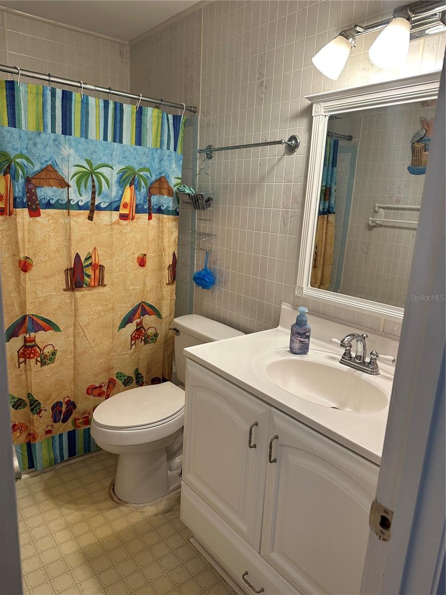 HIGHLAND GRVS SUB - Residential