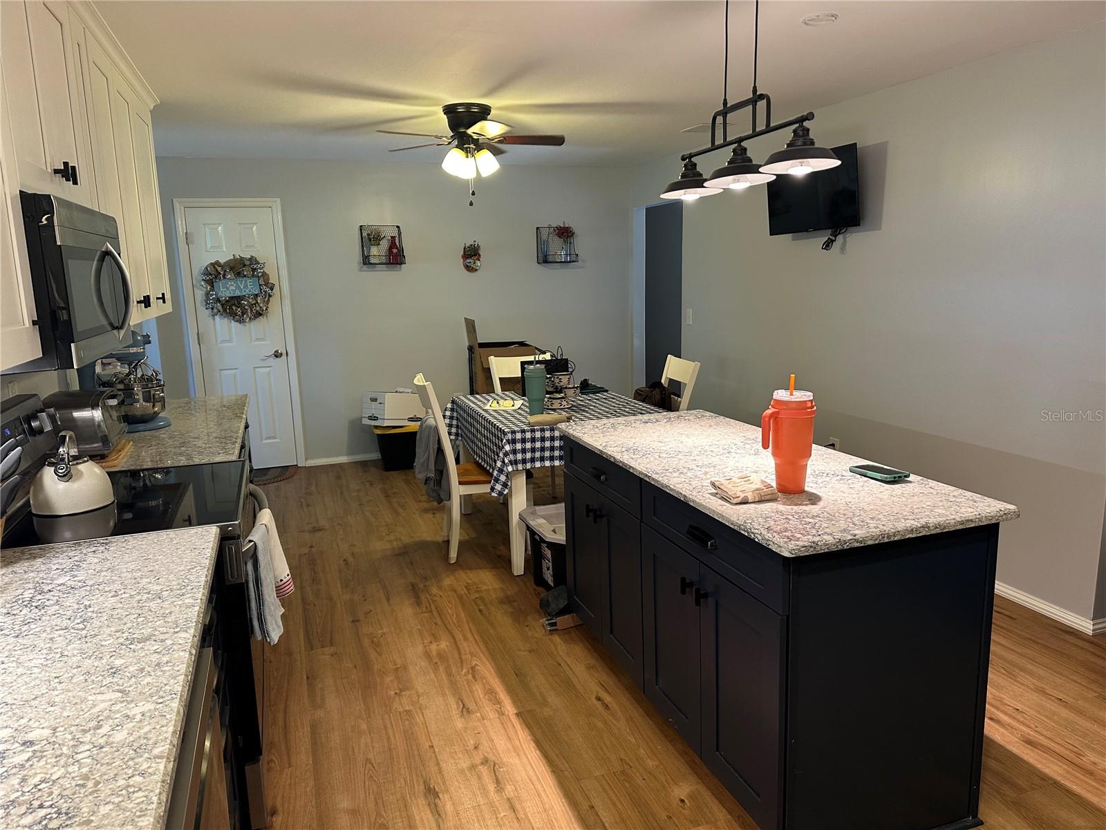 HIGHLAND GRVS SUB - Residential