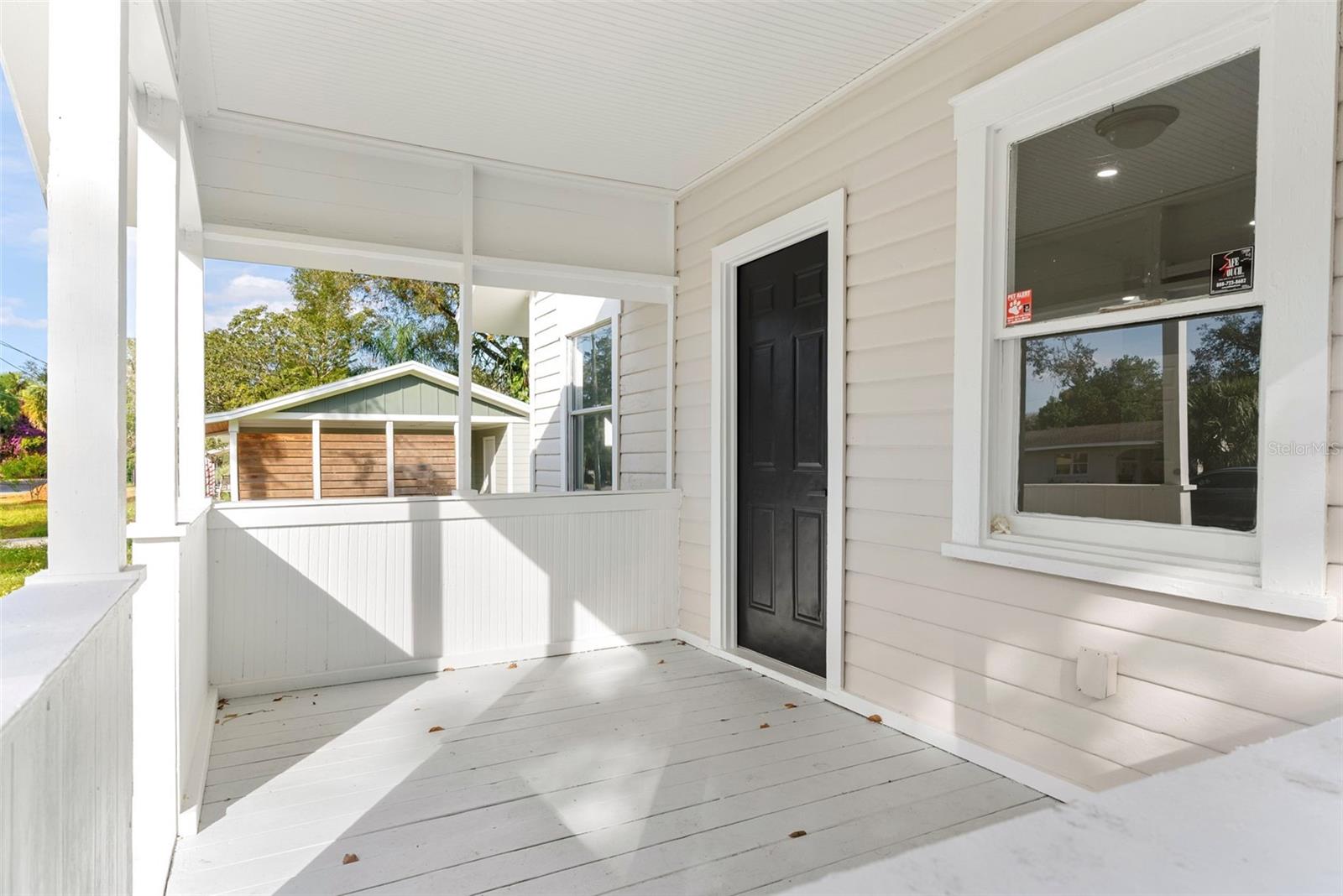 4251 TANGERINE AVENUE