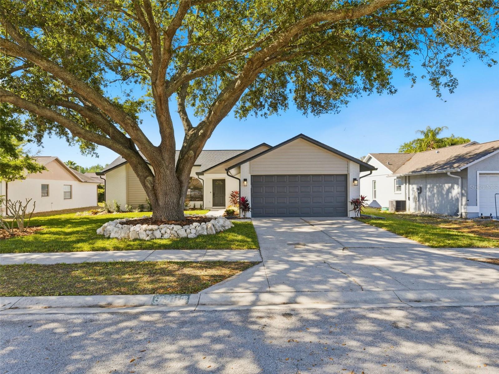 DEER PARK - Residential