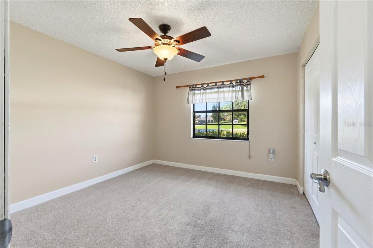 COUNTRY ESTATES - Residential