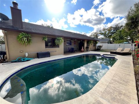 A home in WINTER SPRINGS