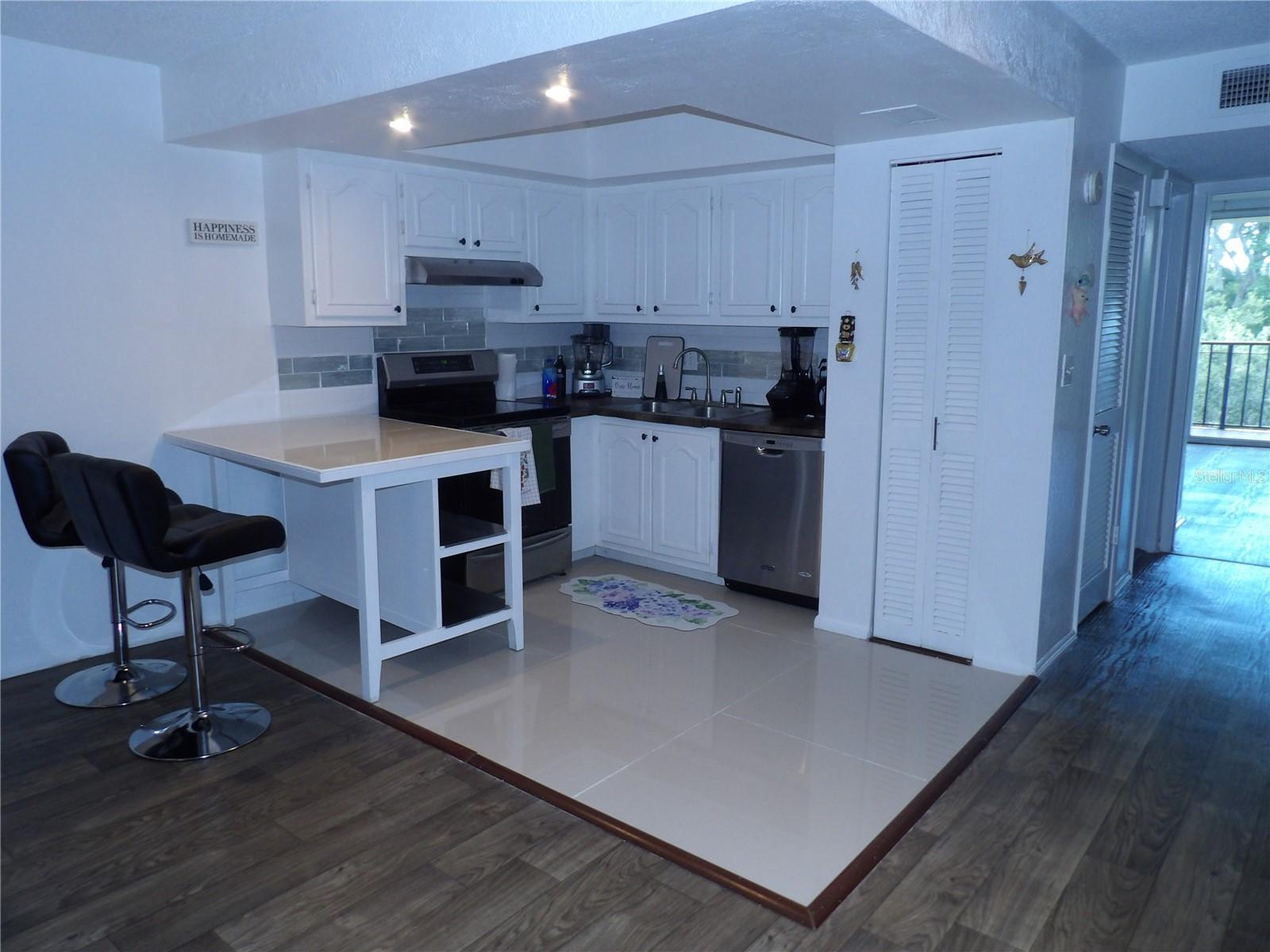 2699 SEVILLE BOULEVARD 607