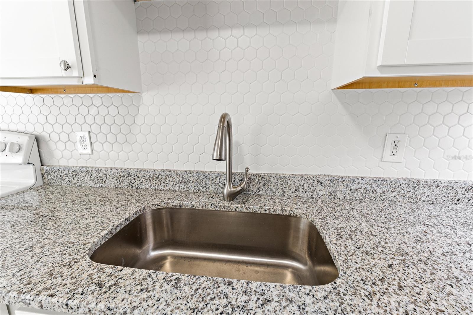 AVON-BY-THE-SEA - Residential