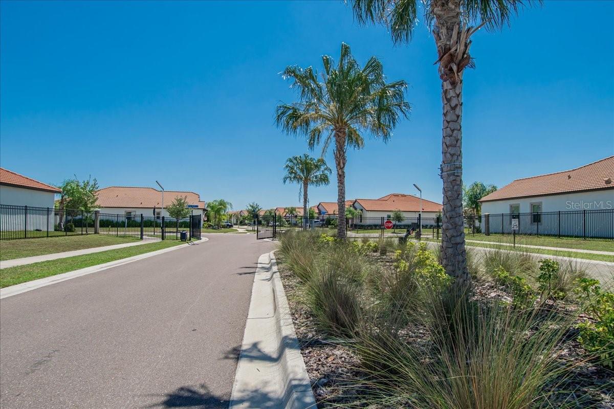FOREST BROOKE ACTIVE ADULT PH - Residential